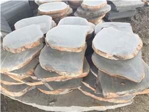 Natural Black Basalt Random Flagstone Pavers