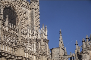 Restoration Pieces with Albamiel Spanish Sandstone