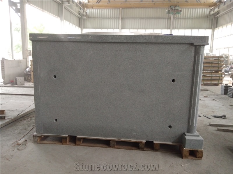 G633 Gray Granite Four Crypts Mausoleum Roof Top