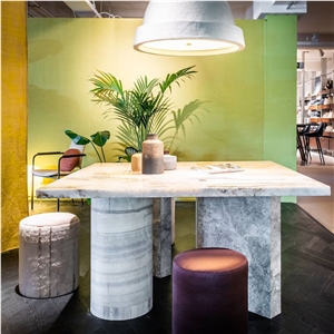 Onyx Table