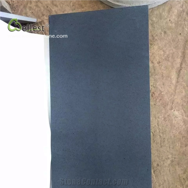B402m Black Basalt Honed Cut to Size Spring Resort