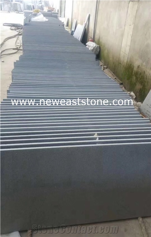Outdoor Flamed G654 Sesame Black Granite Tile Slab