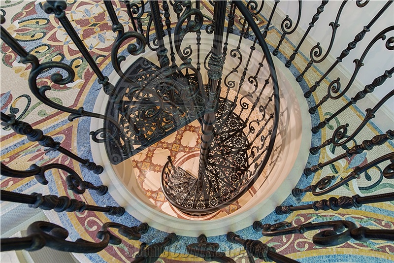 Stone Mosaic Floor Medallion
