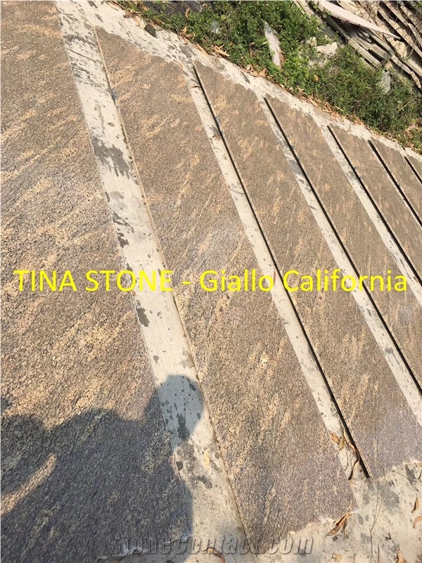 Giallo California Granite Stone Slabs & Tiles