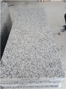 G655 Hazel White Flamed Tile