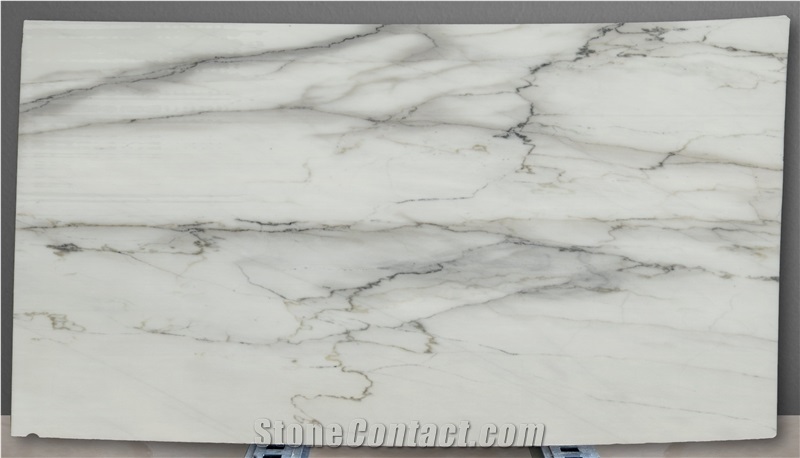 Calacatta Lincoln Marble Slabs