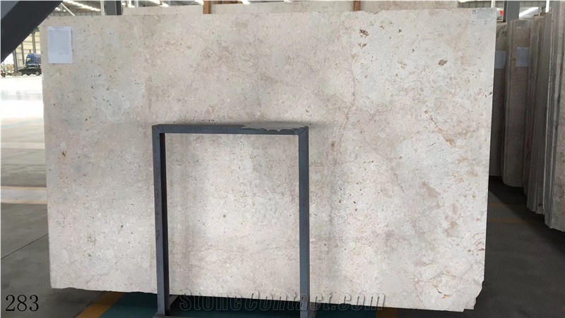 Christmas Beige Marble Desert Oman Slab in China