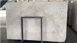 Christmas Beige Marble Desert Oman Slab in China