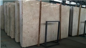 Christmas Beige Marble Desert Oman Slab in China