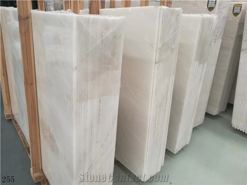 Onyx Branco Ice Dragon Onix in China Stone Market