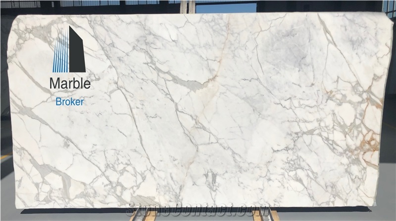Calacatta Borghini Carrara Marble
