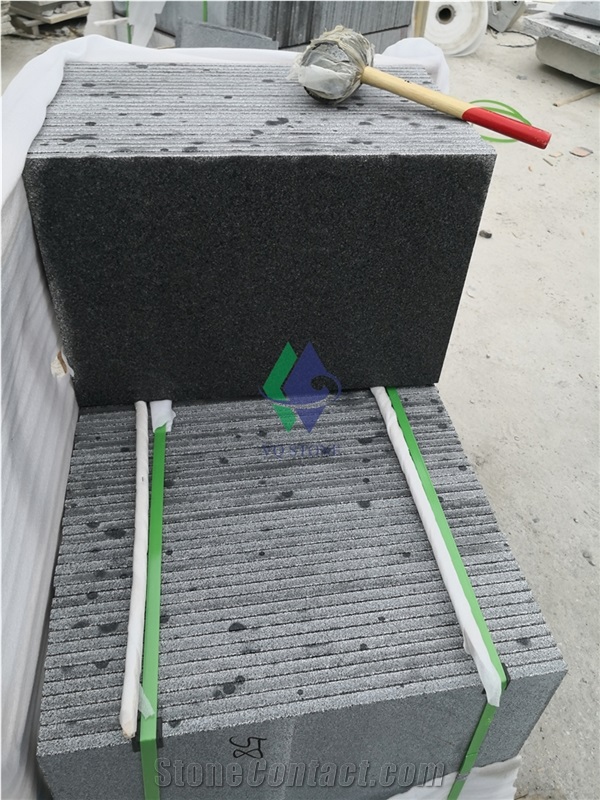 China New G654 Impala Black Granite Tiles Price