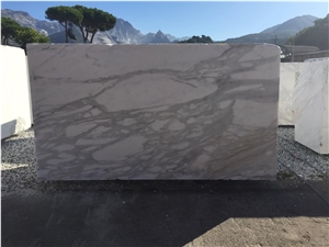 Calacatta Borghini Oro Gold Marble Blocks