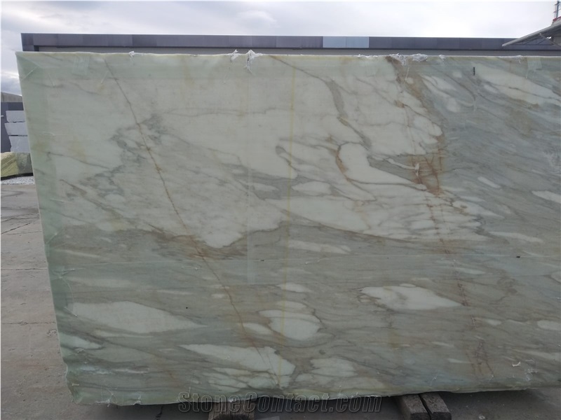 Calacatta Macchia Vecchia Marble Slabs