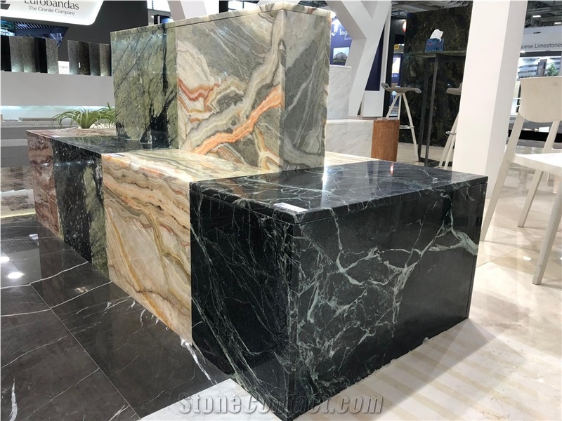 Marble Tiles & Slabs