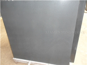 Honed Hainan Black Basalt Tile Swimming Pool Bluestone