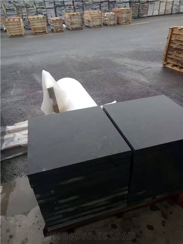 Black Basalt Tiles Flamed