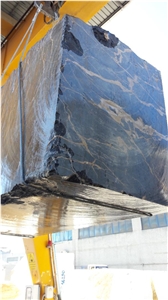 Port Laurent Marble Block