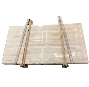 Akdag Vanilla Ivory Onyx with 1.8 cm Polished Slab