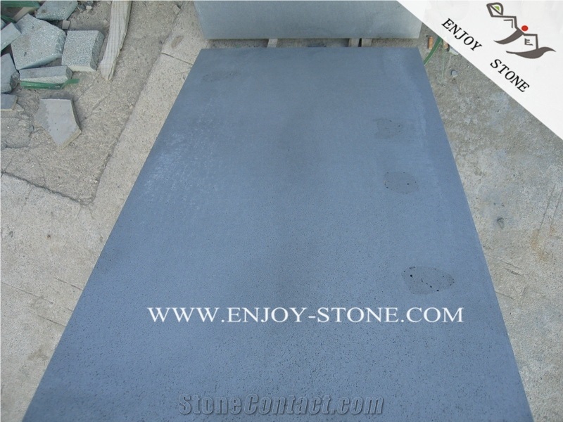 Grey Basalt Tiles Bluestone with Catpaw Honed