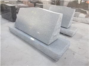 China Cheap G633 Granite Slant/Bevels Headstone