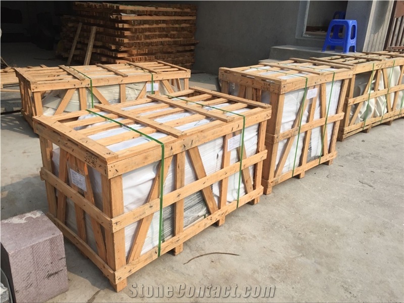 China Cheap G633 Granite Slant/Bevels Headstone