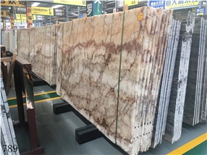 Onice Miele Nuvolato Golden Dragon Onyx Slab Floor