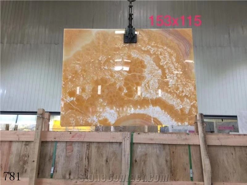 Onice Nuvolato Extra Orange Onyx Bojnord Slab Wall