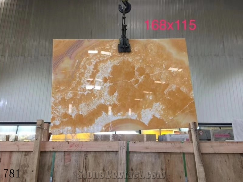 Onice Nuvolato Extra Orange Onyx Bojnord Slab Wall