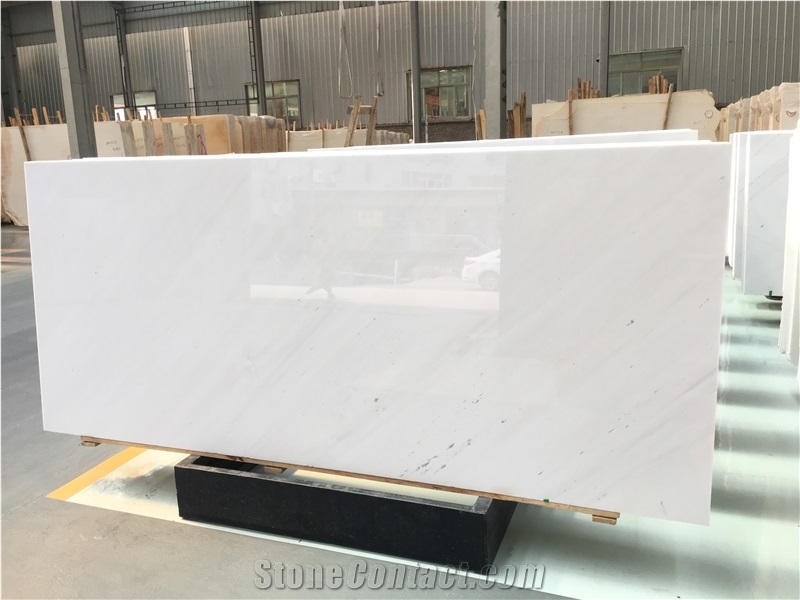 White Marble with Very Light Grey Veins