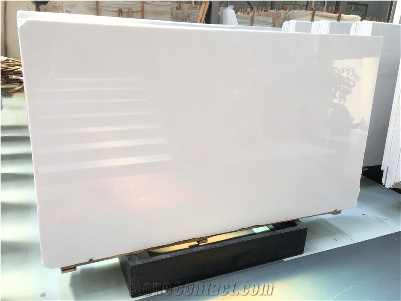 White Marble with Very Light Grey Veins