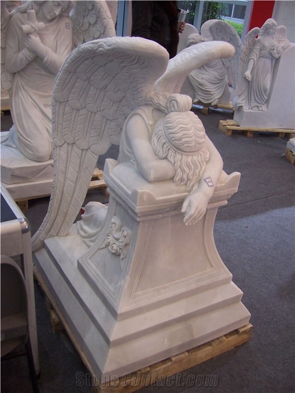 White Natural Marble Memorial Statues Mausoleum