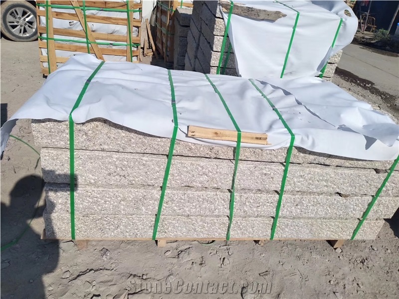 G682 Yellow Granite Palisades 5 Sides Pineappled
