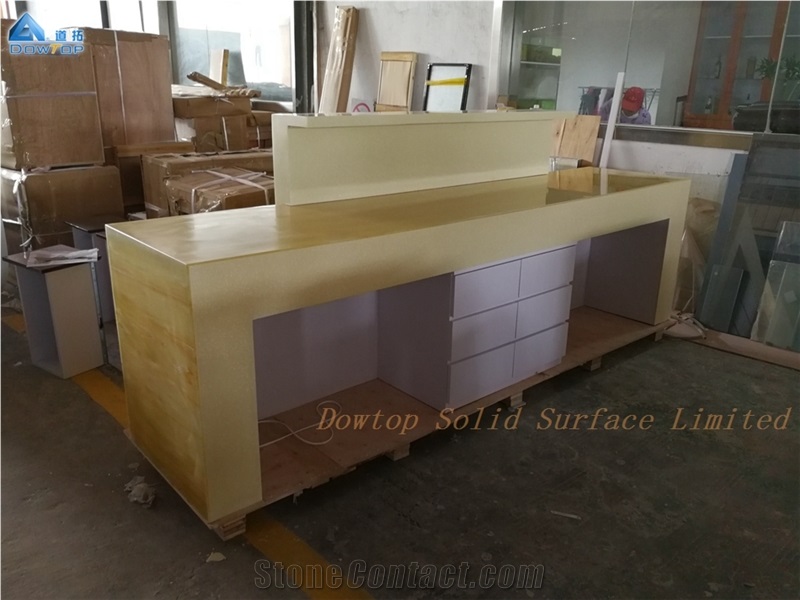 Modern High-Grade Translucent Stone Bar Counter