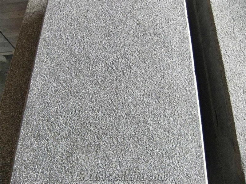 China Pearl Black Basalt G684 Bush Hammered Tiles