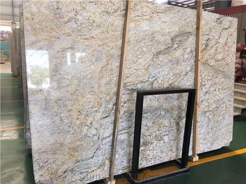 China Golden Crystal Granite Slab