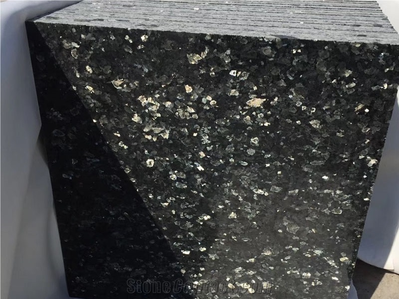 Emerald Green Star Granite Slab Block Cut