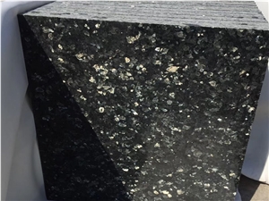 Emerald Green Star Granite Slab Block Cut