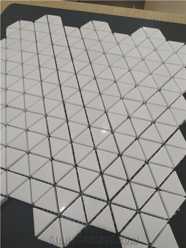 Carrara White Marble Mosaic Tile for Bathroom