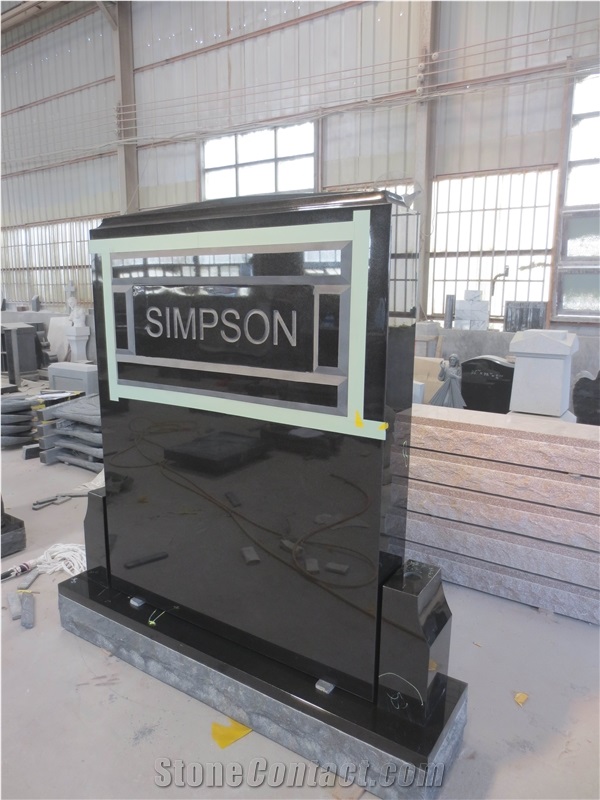 China Black Granite Lettering Upright Monument 09