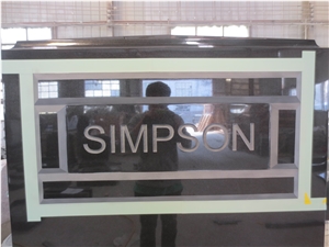 China Black Granite Lettering Upright Monument 09