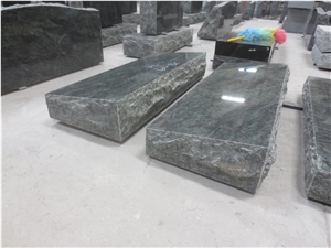 Tropical Green Granite Gravestone Flats Tombstone