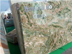 Smeraldo Onyx-Smeralda Onyx Blocks