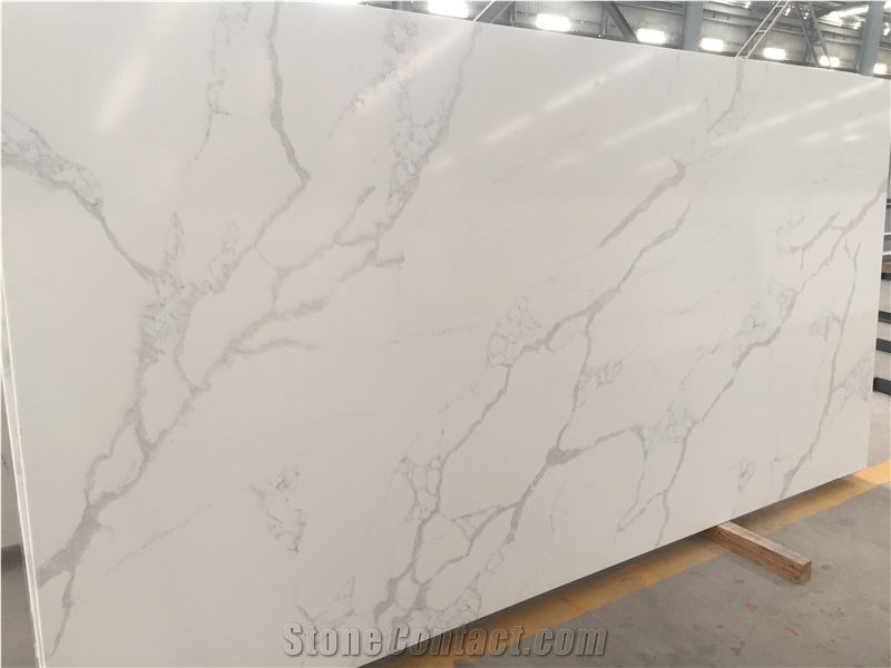 Calacatta Quartz Kitchen Countertop