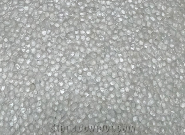 Clear Color-4914 Glass Pebble Mosaic