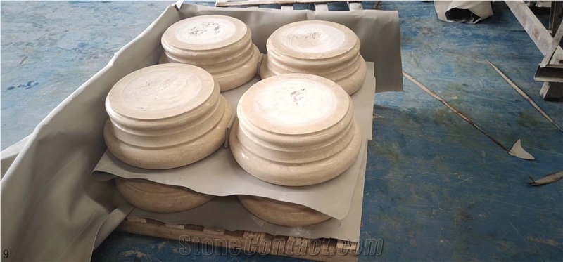 Italy Yellow Travertino Tipo Travertine Column