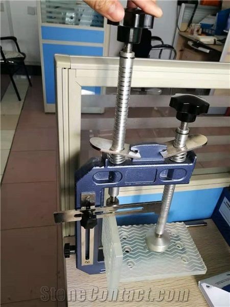 Ninety Degree Working Clamp Seam Setter