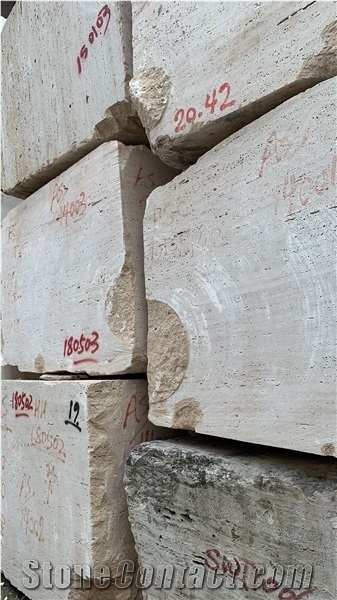 Beige Classical Iran Travertine Blocks
