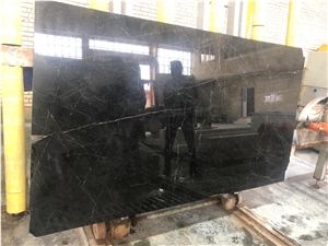 Maku Black Marble Quarry Blocks