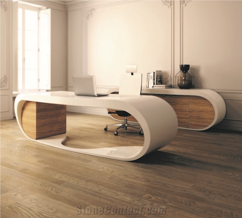 High End Glossy Black Office Table Manager Table